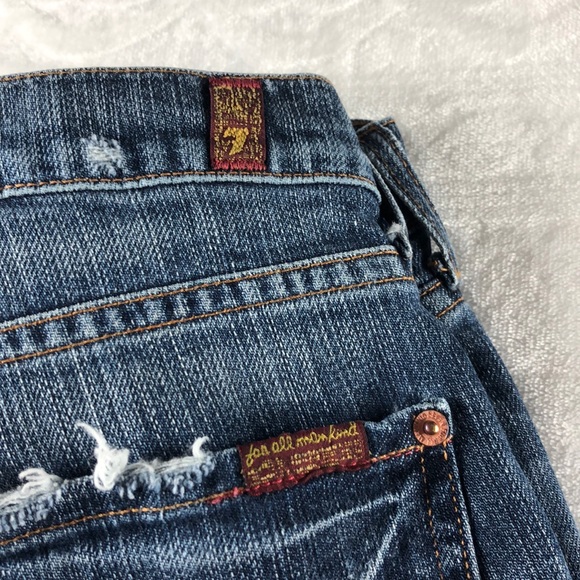 7 FAM Distressed Bootcut Sz 27 medium Wash Jeans - Picture 5 of 8